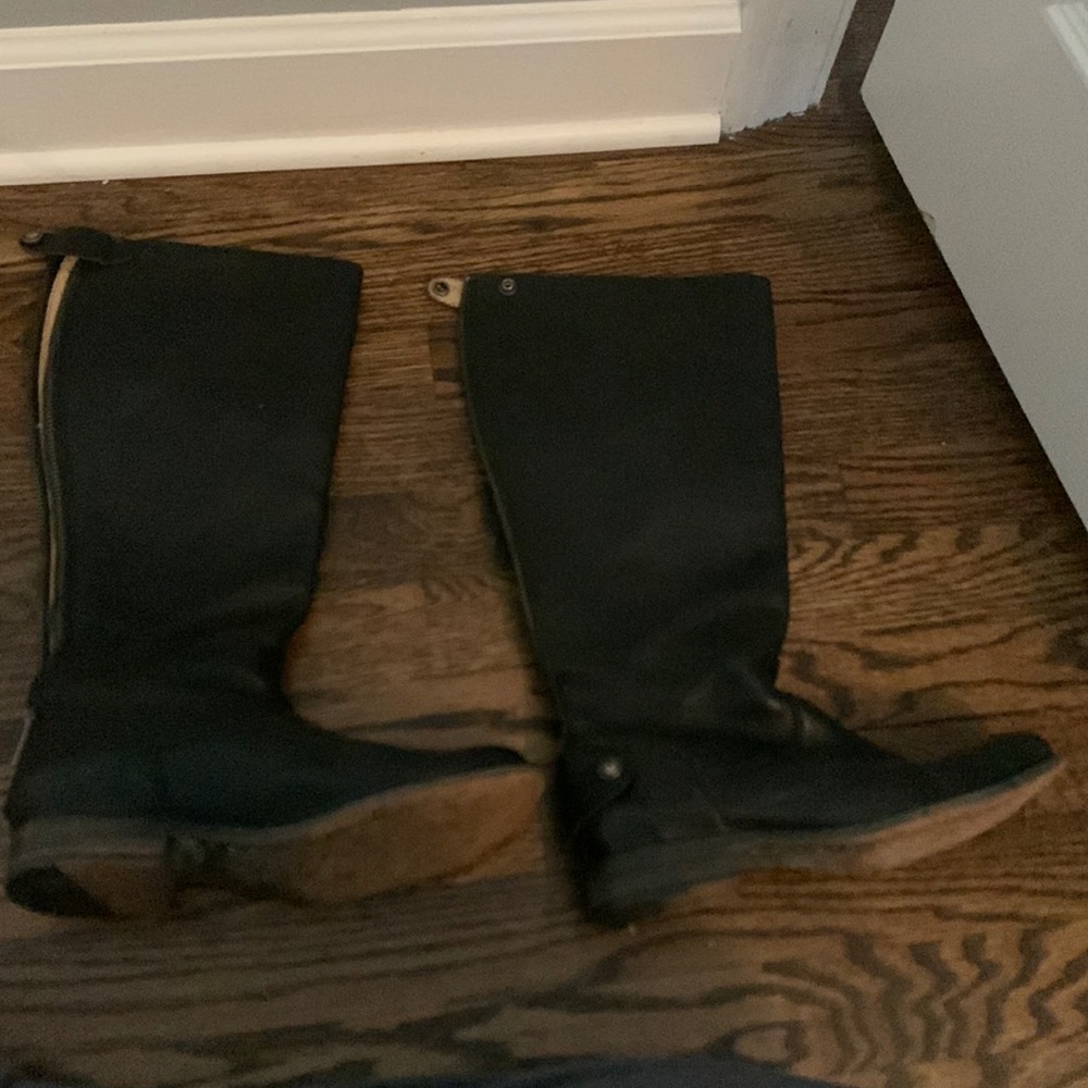 Black Frye size 7